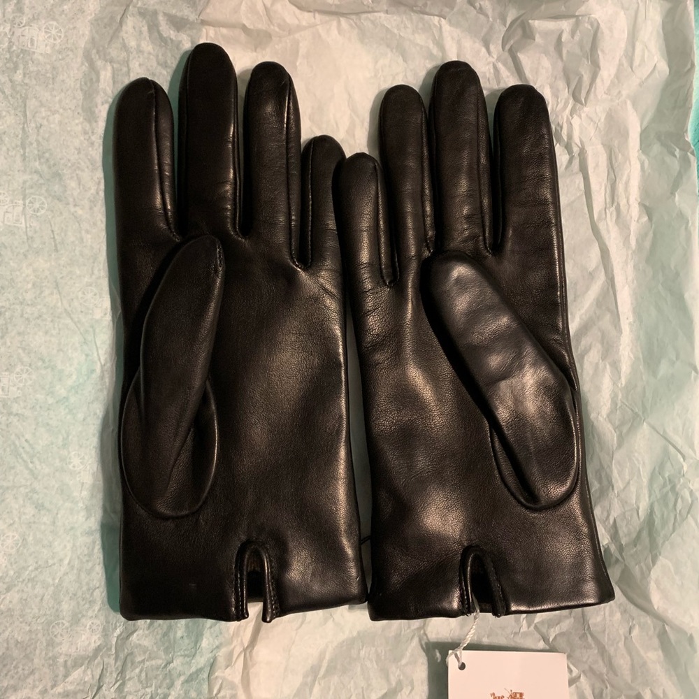 Coach  Turnlock Leather Gloves LAST PAIR - Picture 2 of 5